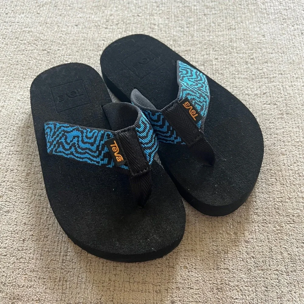 Teva Mush II Flip Flops Mens 11 Black Blue Geometric REPREVE Sandals 1093656C